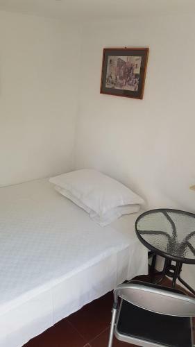 Hostal Casa Ambrozia