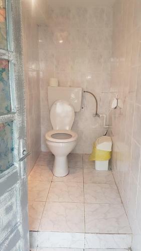 Hostal Casa Ambrozia