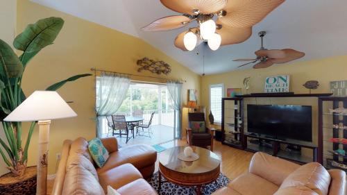 4851 Estero Blvd