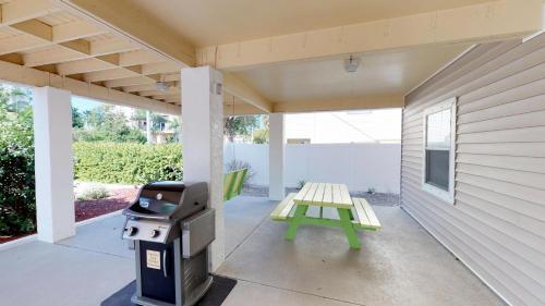 4851 Estero Blvd