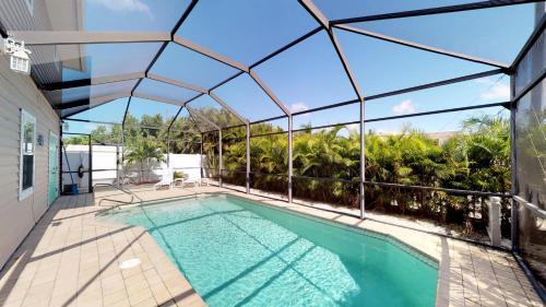 4851 Estero Blvd