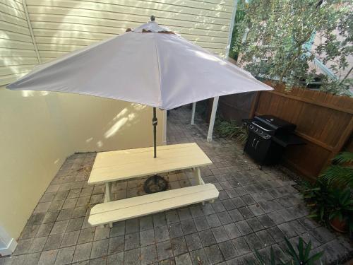 2101 Estero Blvd #3