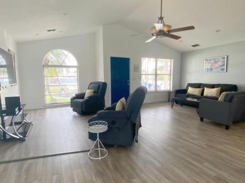 5310 Williams Drive