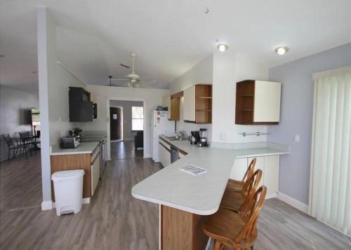 5310 Williams Drive