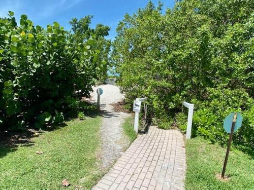 Eb&tennis #1003c