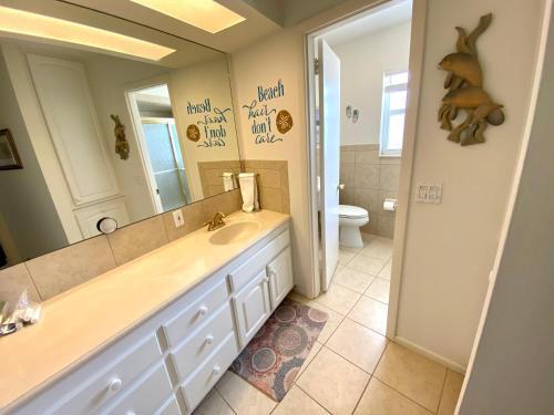 21530 Madera Rd - Bay Front Pool Home