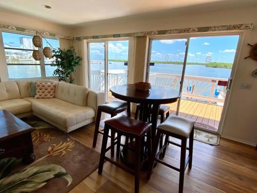 21530 Madera Rd - Bay Front Pool Home