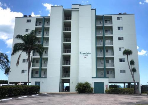 Strandview #603