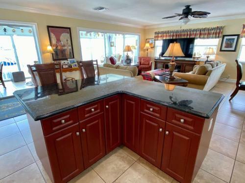 331 Palermo Circle