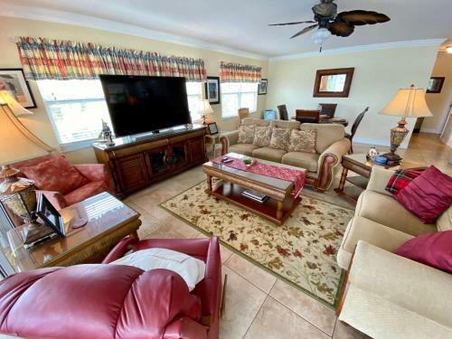 331 Palermo Circle