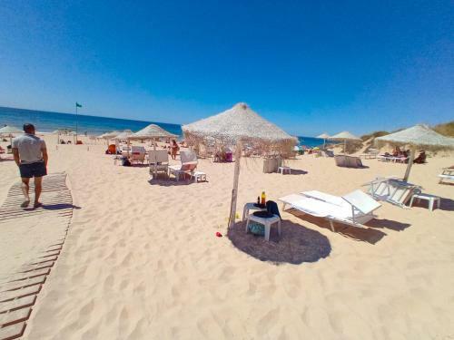 Sesimbra Sea Apartment Shared Pool & Beach