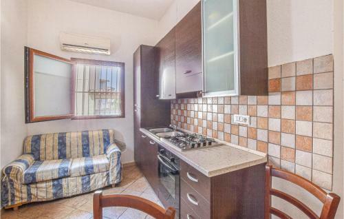 Beautiful Apartment In Galtelli' With 2 Bedrooms