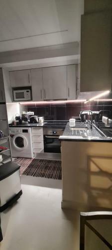 Rua Do Clube N�utico Apart. E1