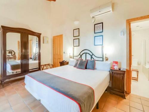 Hospedium Hotel Torre San Juan