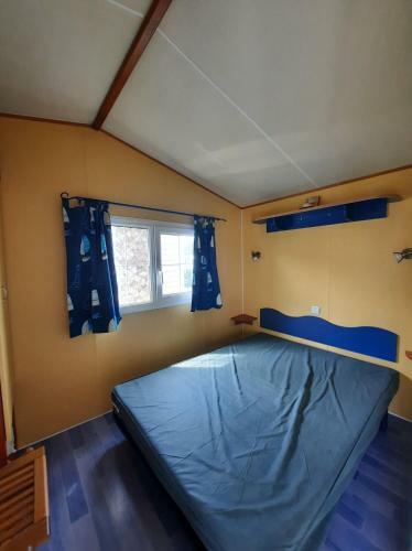 Camping Novela MH 25