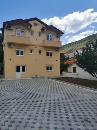Apartmani Tom