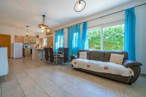 Blue Electra Complex Apartment
