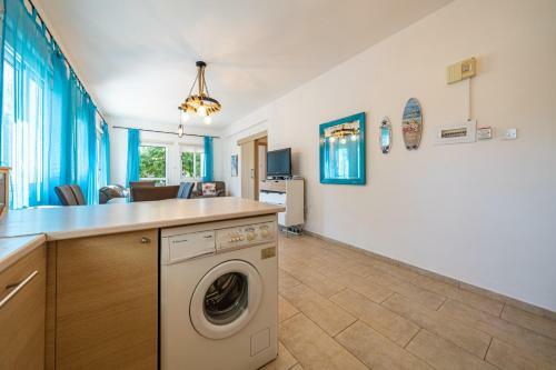 Blue Electra Complex Apartment