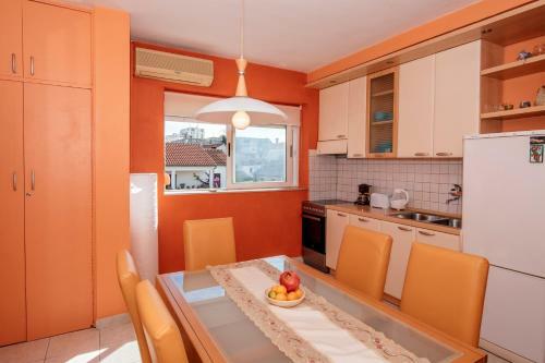 Marina Bay Apartment
