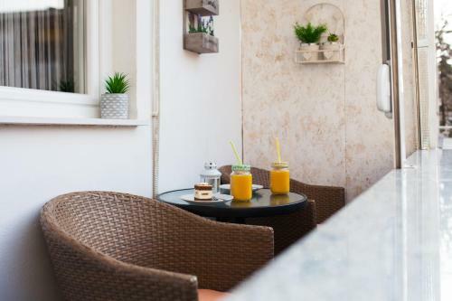 Royal View Apartment