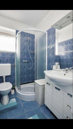 Royal View Apartment