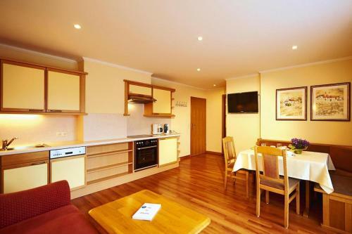Apartment In Flachau With A Reception