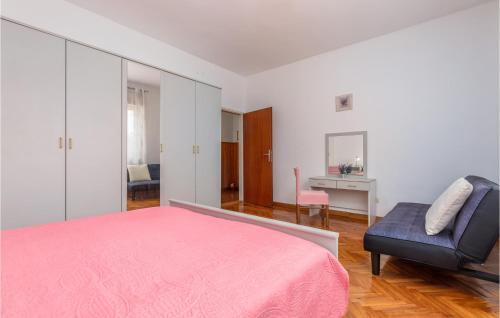 Nice Home In Fazana With 3 Bedrooms