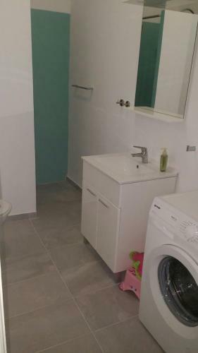 Apartamentos Family House Nerezine