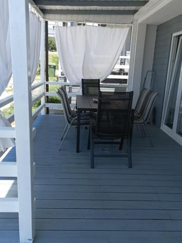 Holiday Home Sunny Deck