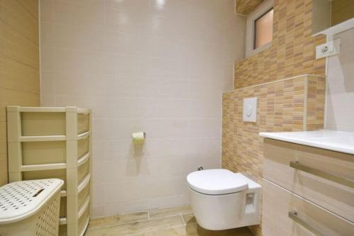 Apartments Villa Vesna Podgora - Cdm05026-cyb
