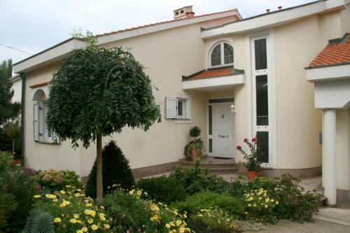 Apartment Punat