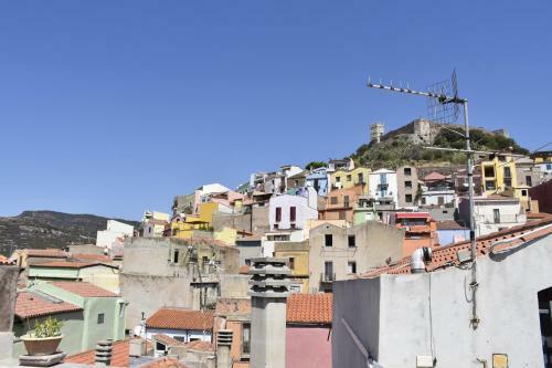 Apartamento Il Tetto Nel Cuore Di Bosa