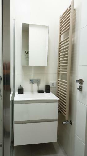 Sunrise Velier Apartment Mamaia