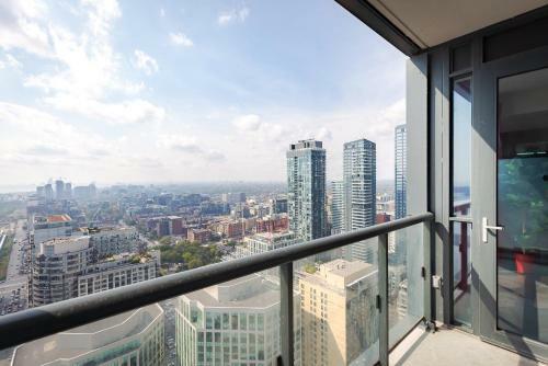 Apartamento Historic Unobstructed Views In Downtown Core