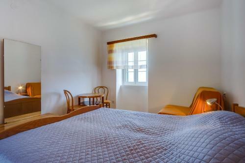 Apartments Valun