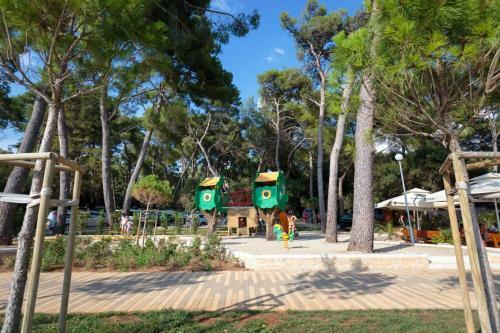 Apartmen Relax 200 M T Beach