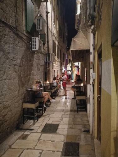 Diocletians Palace Apartment For Two