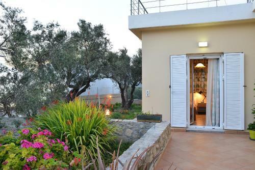 George's House Between Falasarna And Balos