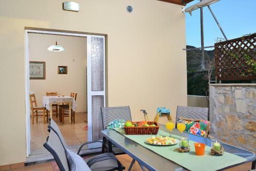 George's House Between Falasarna And Balos