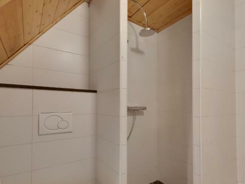 Apartamentos Cozy Farmhouse In Enschede With Terrace