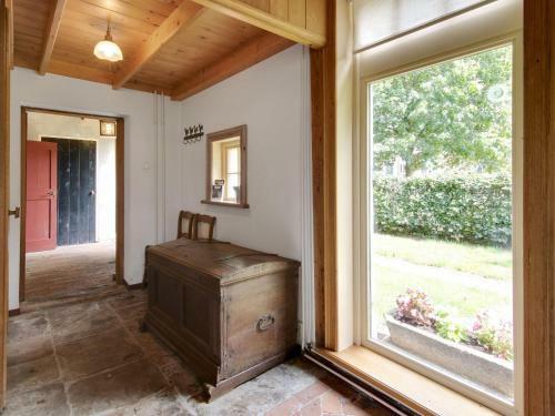 Apartamentos Cozy Farmhouse In Enschede With Terrace