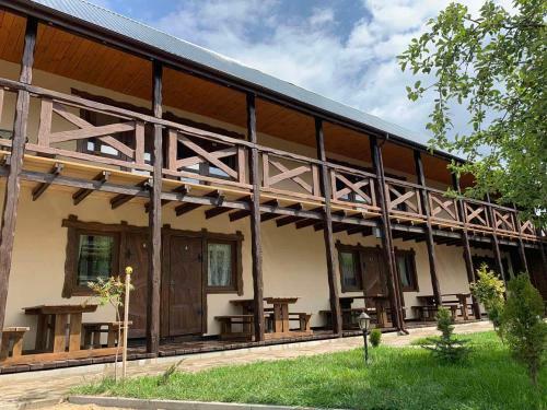 Lodge Hvoya
