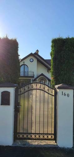 Villa Casa Cu Ceas