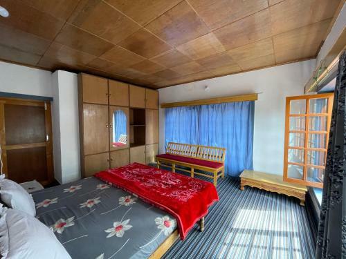 Hostal Saiman Guest House