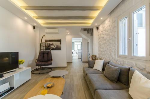 Wave Whisper Villa