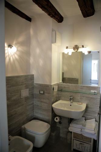 Hostal Ca' Zuliani Rooms