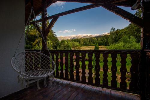 Hostal Casa De Sub Munte