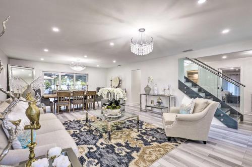 Pet-friendly Tampa Oasis About 15 Mi From Downtown!