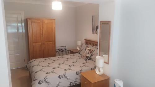 Hostal Strathavon B&B