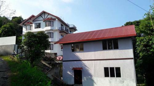 Hotel Pine Haven Resorts